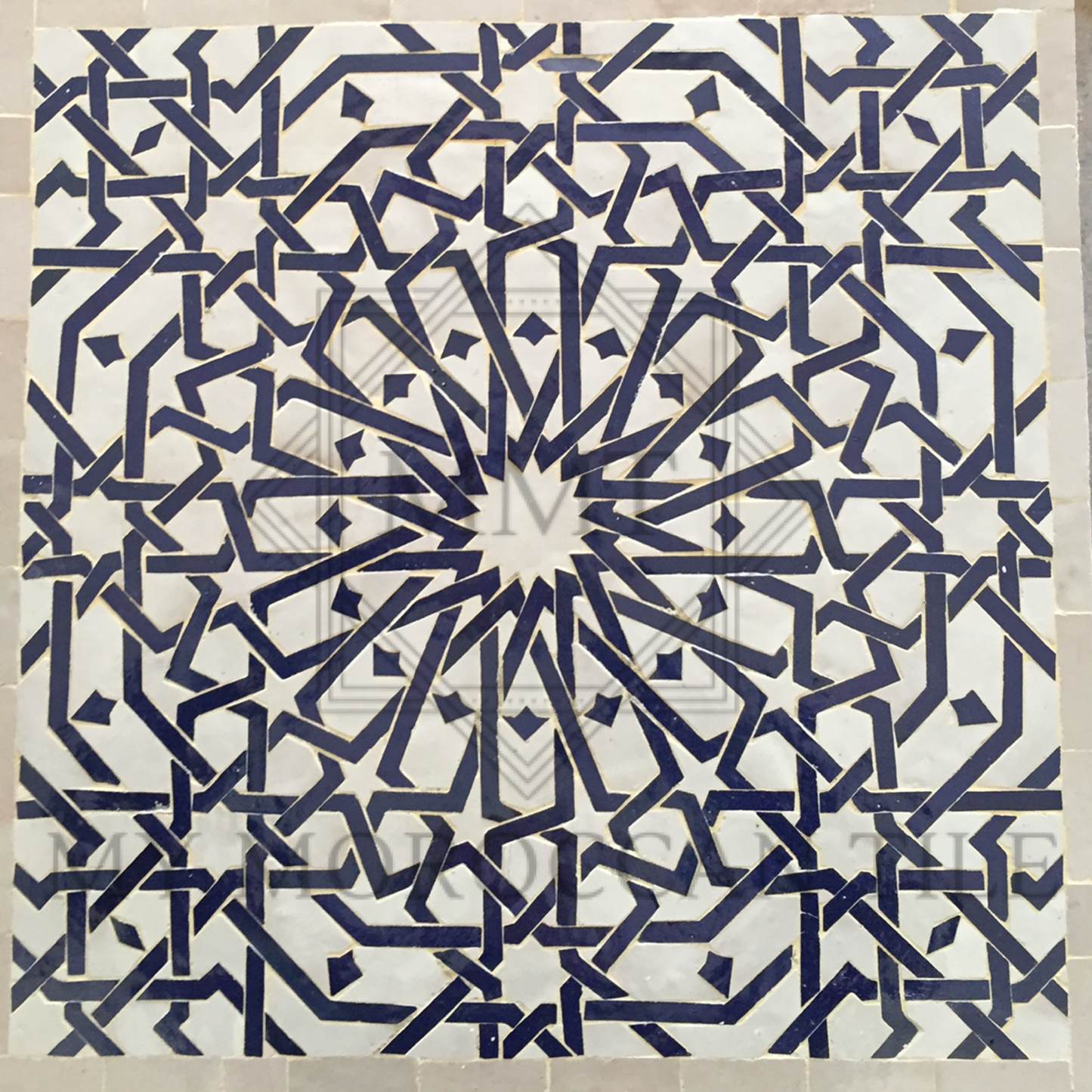 Alhambra sixteen pointed star Mosaic Tile