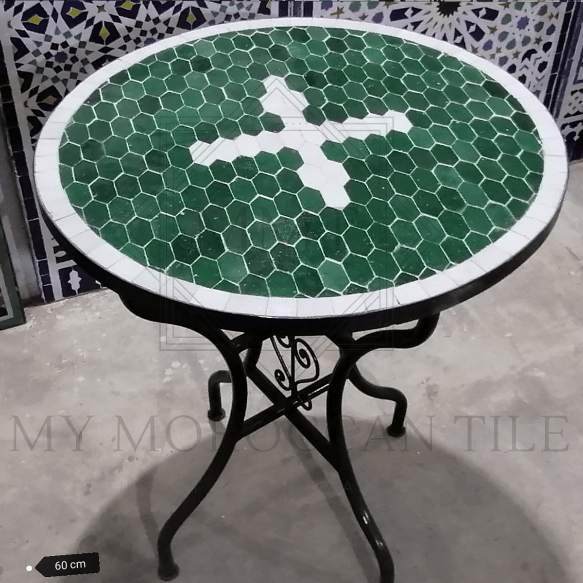 Table en mosaïque marocaine faite à la main 2106-03